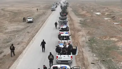 Şam yönetimi Kamışlı Havalimanı'nı YPG'den devraldı