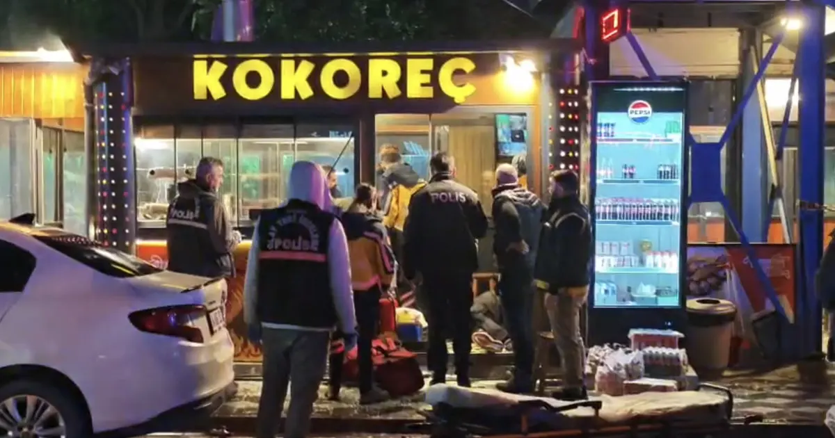 Edremit'te kokoreç dükkanına silahlı saldırı. 2'si ağır 3 yaralı