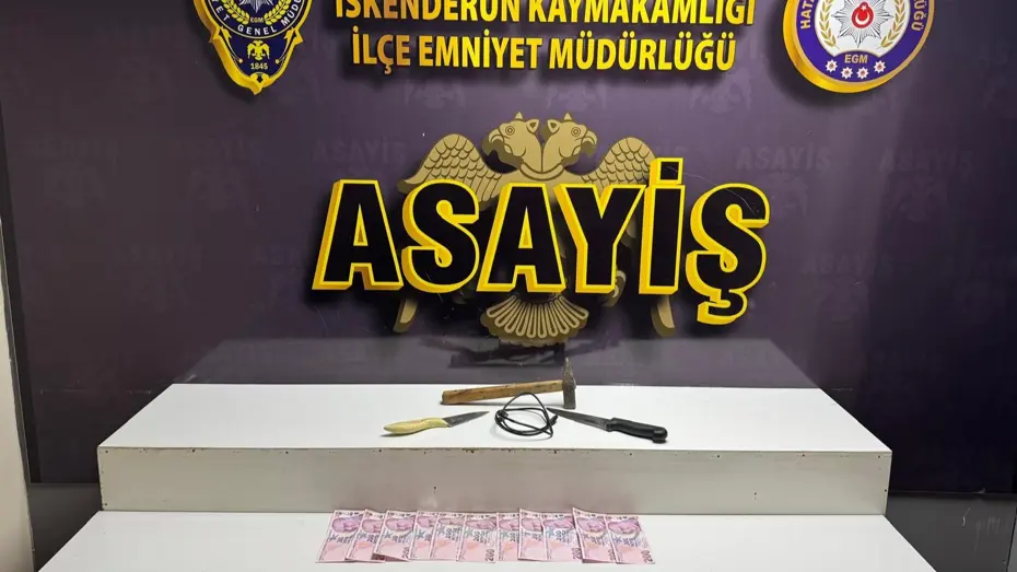 Genç kadına cinsel istismarda bulunup gasp ettiler. 2 şüpheli tutuklandı