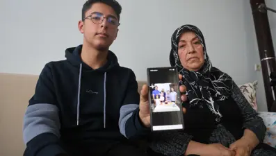 Depremde kızını kaybeden anneanne, ailesini depremde yitiren torunu için "Kızımdan kalan mirasım" diyor