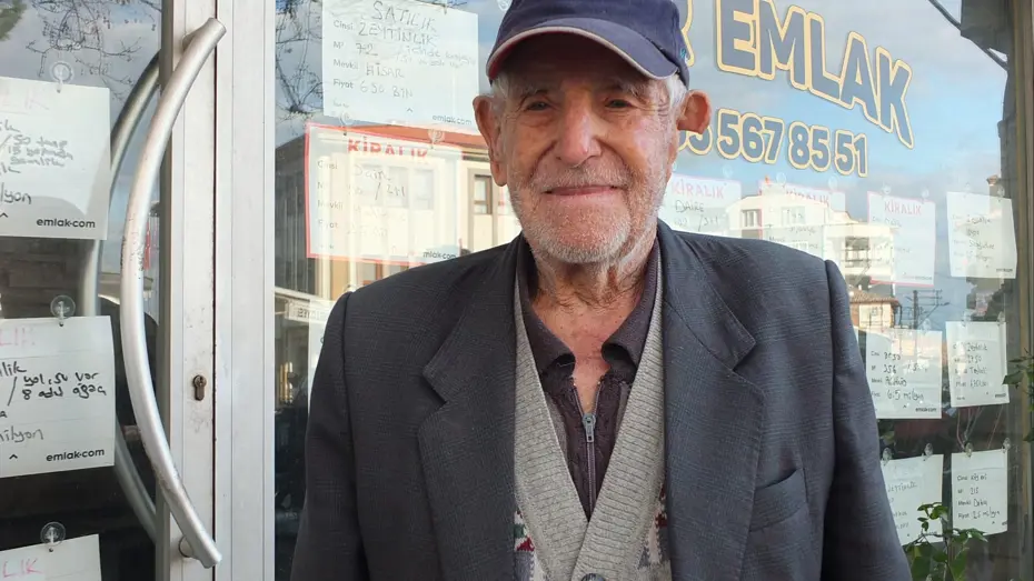 97 yaşındaki Hasan dedenin uzun ömür sırrı. Bağlı olduğu 2 kural var