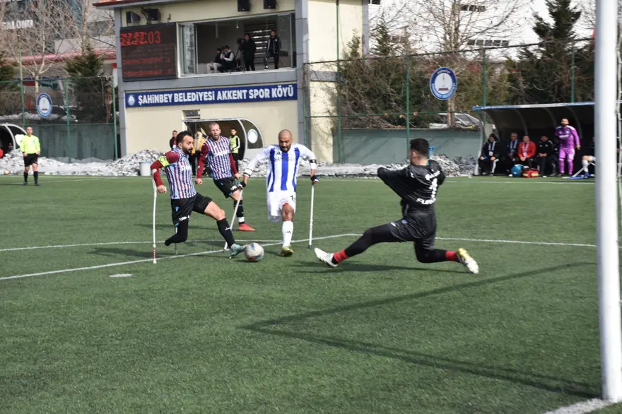 TAKIMIN BEL KEMİĞİNİ OLUŞTURUYORLAR 2