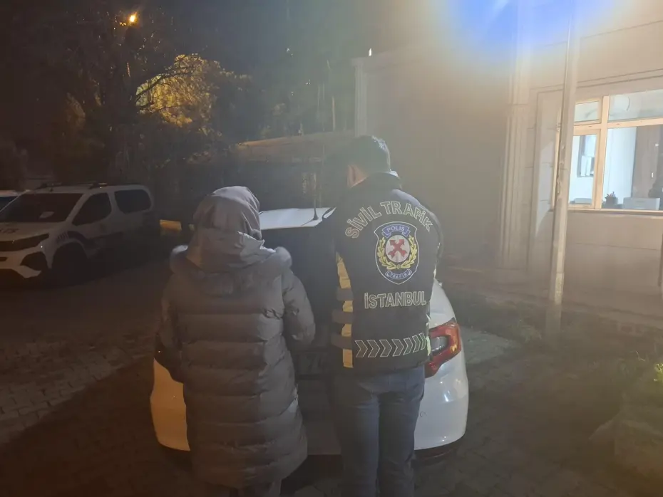 İstanbul'da ters yönde giden sürücüye para cezası