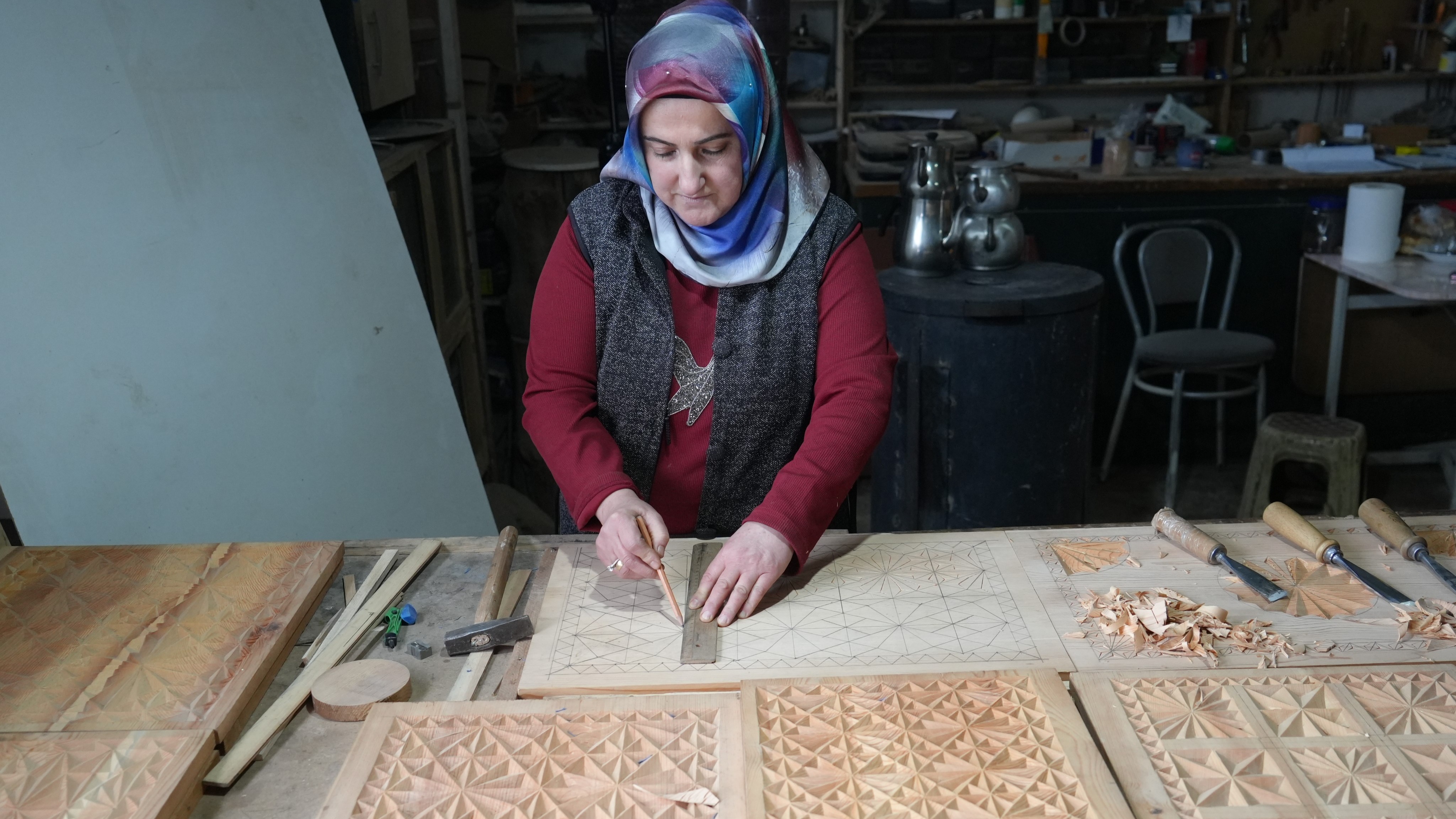 Hobisiydi, işi oldu. Sabırla üretti şimdi para kazanıyor