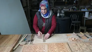 Hobisiydi, işi oldu. Sabırla üretti şimdi para kazanıyor