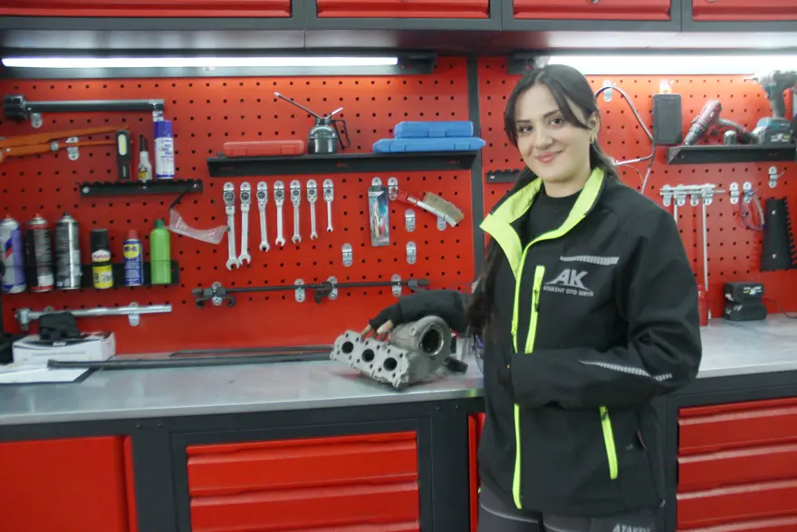 SANAYİNİN KADIN USTASI 