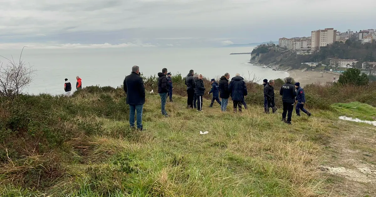 3 gündür kayıp olan kadının eşyaları deniz kenarında bulundu