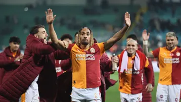 749 gün sonra yeniden Galatasaray forması giydi