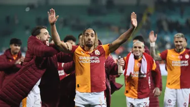 749 gün sonra yeniden Galatasaray forması giydi