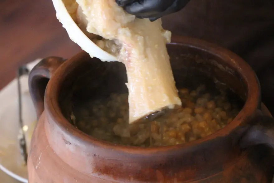 TÜRK MUTFAĞININ EN ESKİ YEMEKLERİNDEN

 