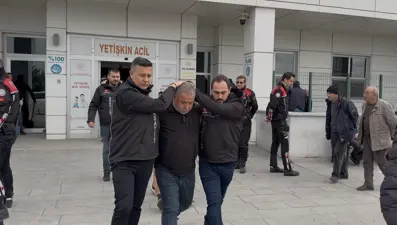 Aynası kırıldı diye 2 kişiyi öldüren kişi tutuklandı