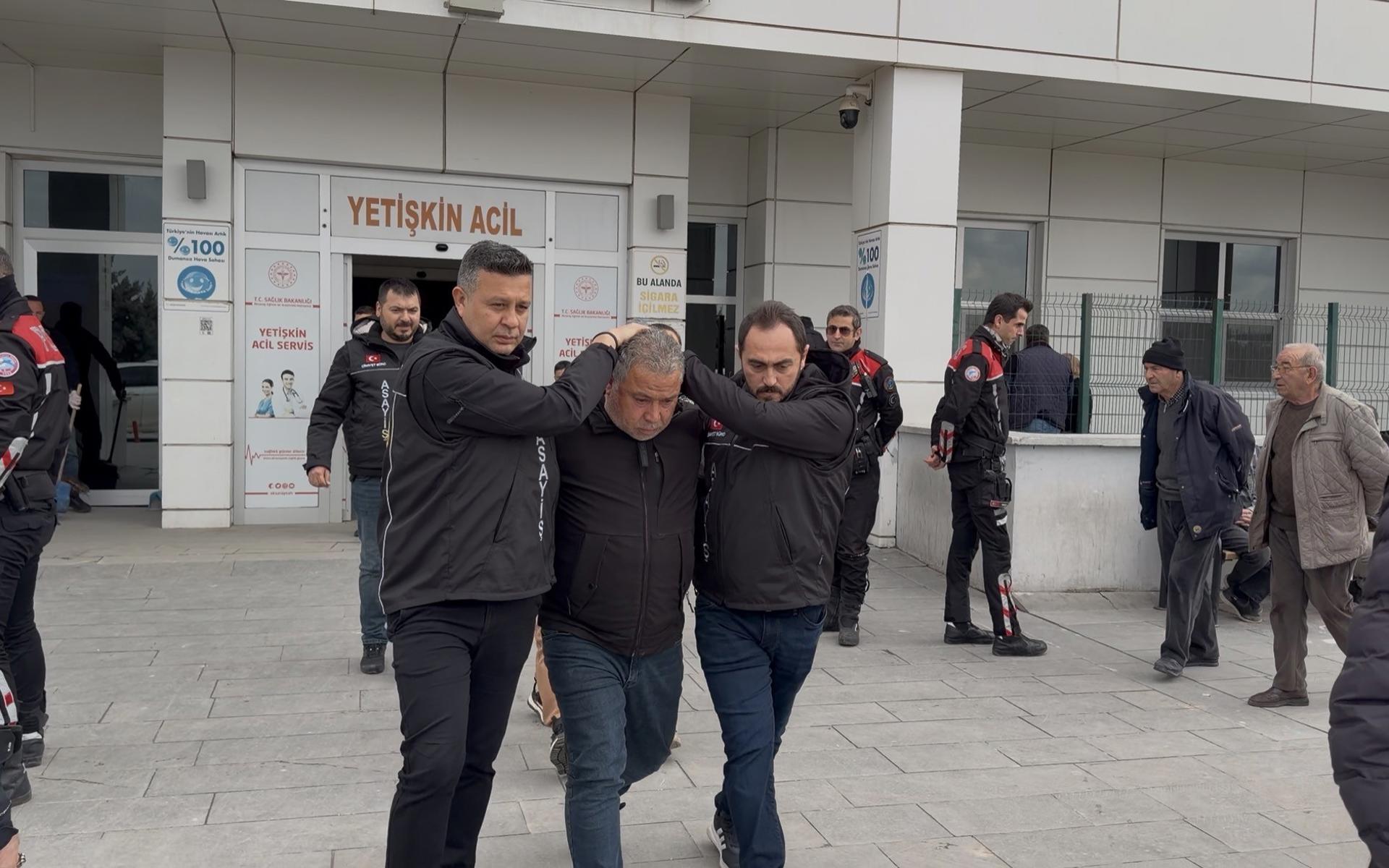 Aynası kırıldı diye 2 kişiyi öldüren kişi tutuklandı