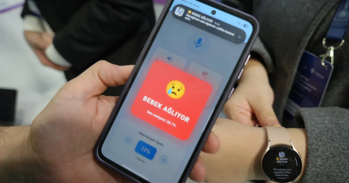 Lise öğrencilerinden işitme engelli anneler için “Sesimi Gör Anne”