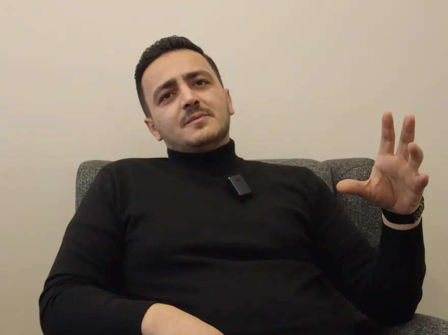 Herkes "yüzü dövmeli" kadını başlıkşuyor. İddiaların odağındaki isimden izah var 2