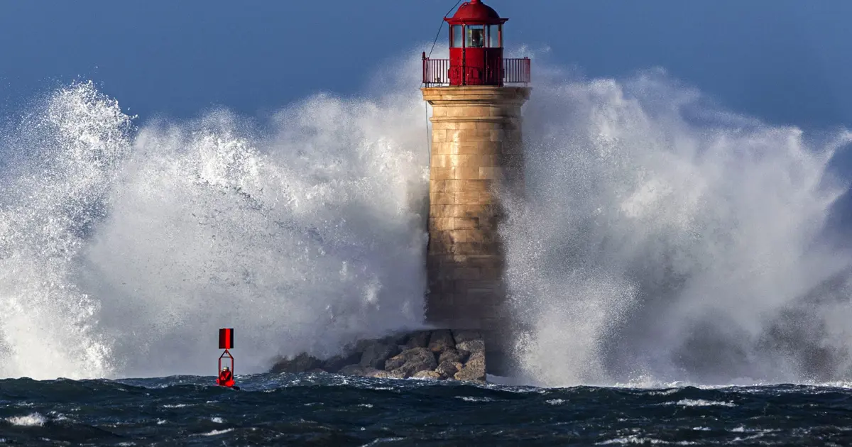 Nils Fırtınası, İspanya ve Portekiz'i kırmızı alarm geçirdi