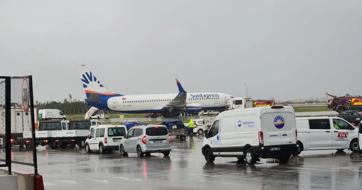 Antalya Havalimanı'nda facianın eşiğinden dönüldü. Kalkışta uçağın tekerleği koptu