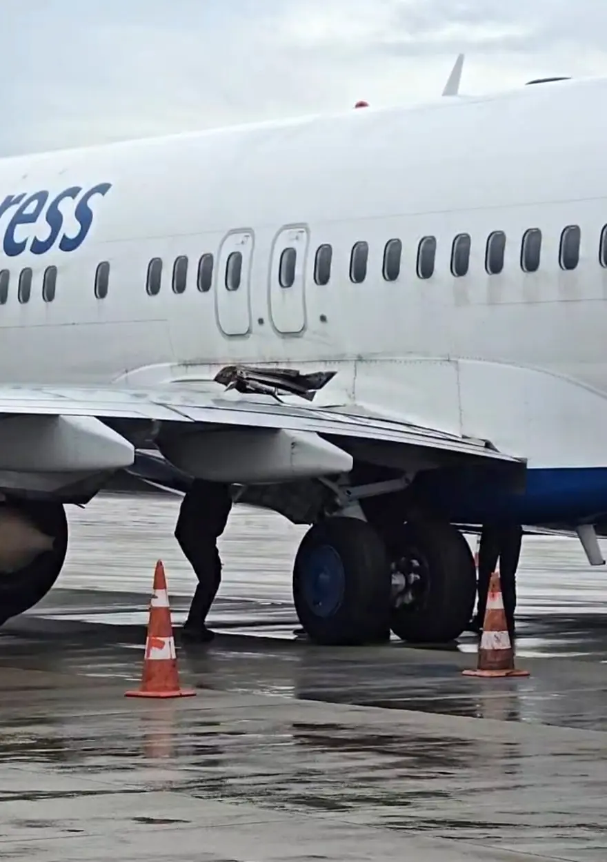 Antalya Havalimanı'nda facianın eşiğinden dönüldü. Kalkışta uçağın tekerleği koptu 2 Antalya Havalimanı'nda facianın eşiğinden dönüldü. Kalkışta uçağın tekerleği koptu 2