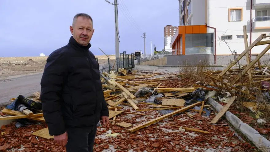 "SANİYELERLE KURTULDUM"
 4