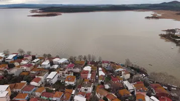 Kuraklıkla boğuşuyordu. Yağışlarla küçük Venedik oldu
