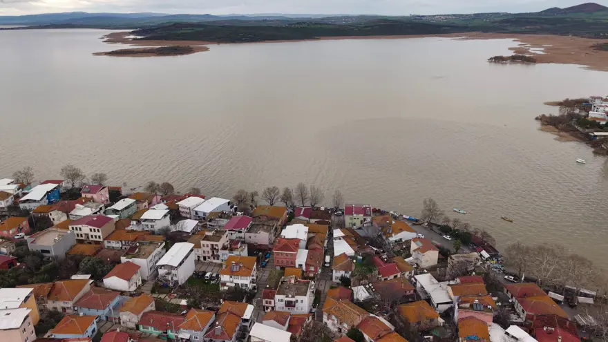 Kuraklıkla boğuşuyordu. Yağışlarla küçük Venedik oldu
 