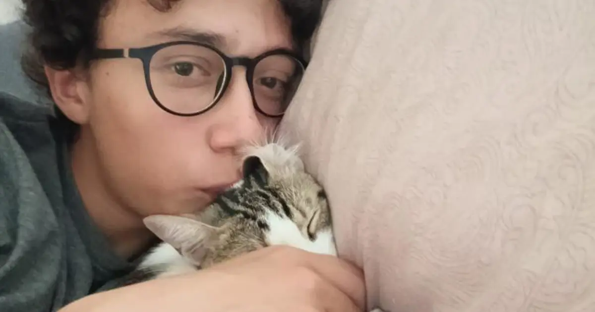 16 yaşındaki Enes kalbine yenildi