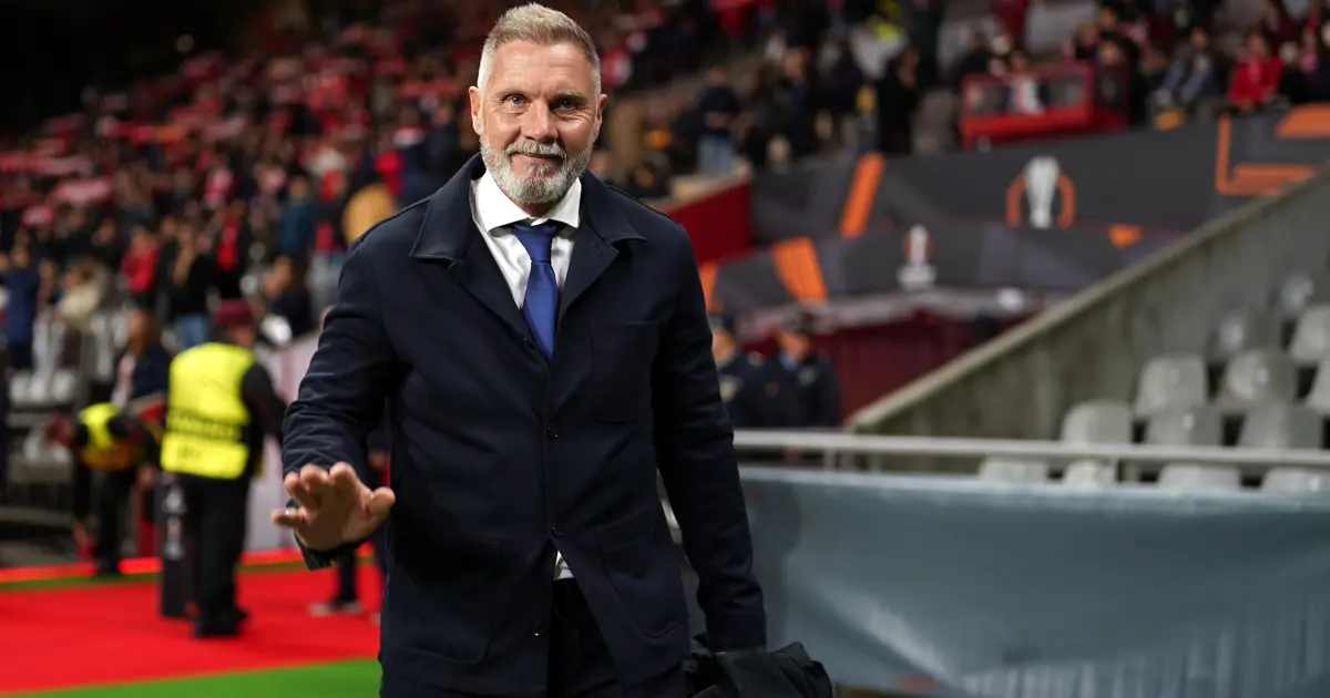 Bir Alman gitti bir Alman geldi, saatler sonra yeni hocayı duyurdular