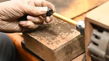 2 bin liradan başlayıp 6 bin liraya kadar çıkıyor. Günde 7 adet üretiyor