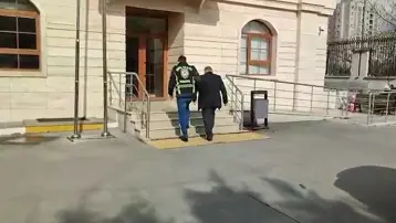 Yol verme tartışması büyüdü, iki sürücüye ceza yağdı