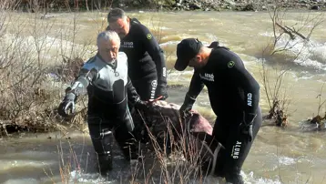 Kayıp kadını dalgıçlar dere yatağında buldu