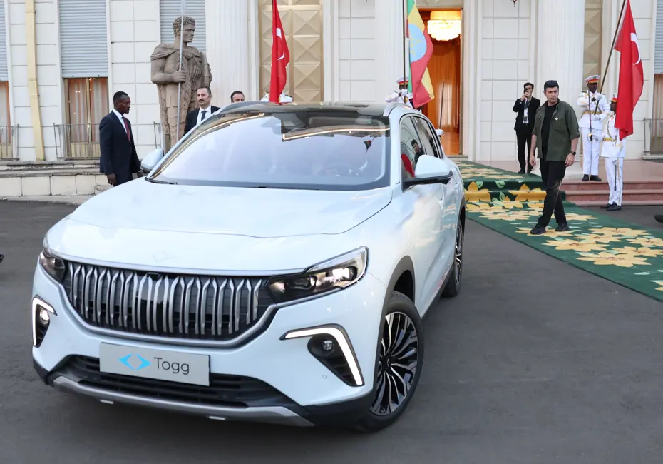 Cumhurbaşkanı Erdoğan'dan Etiyopya Başbakanı Ahmed Ali'ye Togg hediyesi