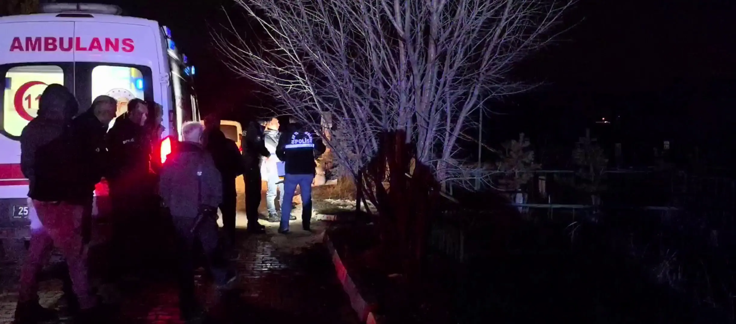 Mezarlıkta p poşeti içinde cenin bulundu