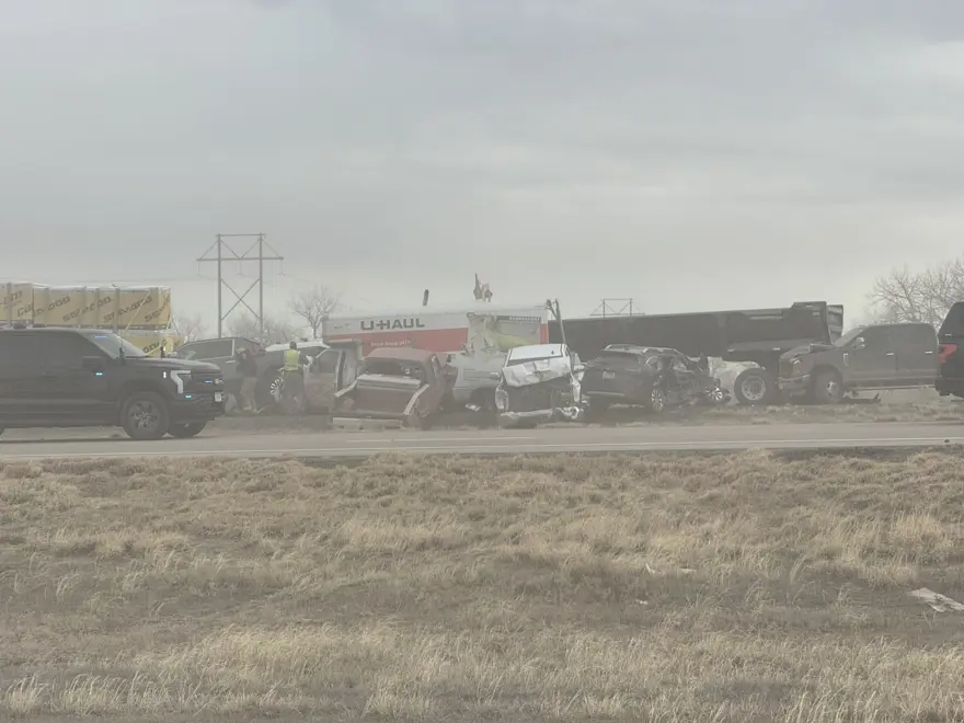 ABD'de kum fırtınası faciası. 30 araç birbirine girdi 1