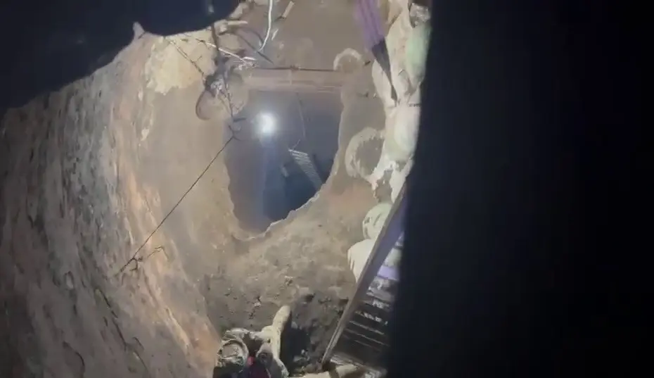 Evinin bahçesine 40 metrelik define kuyusu kazdı