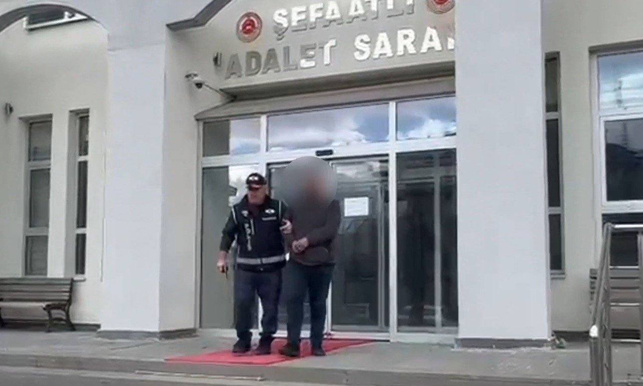 110 kişiyi 4 buçuk milyon lira dolandırdı