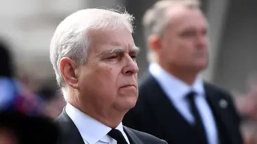 Prens Andrew taht sırasından çıkarılabilir 