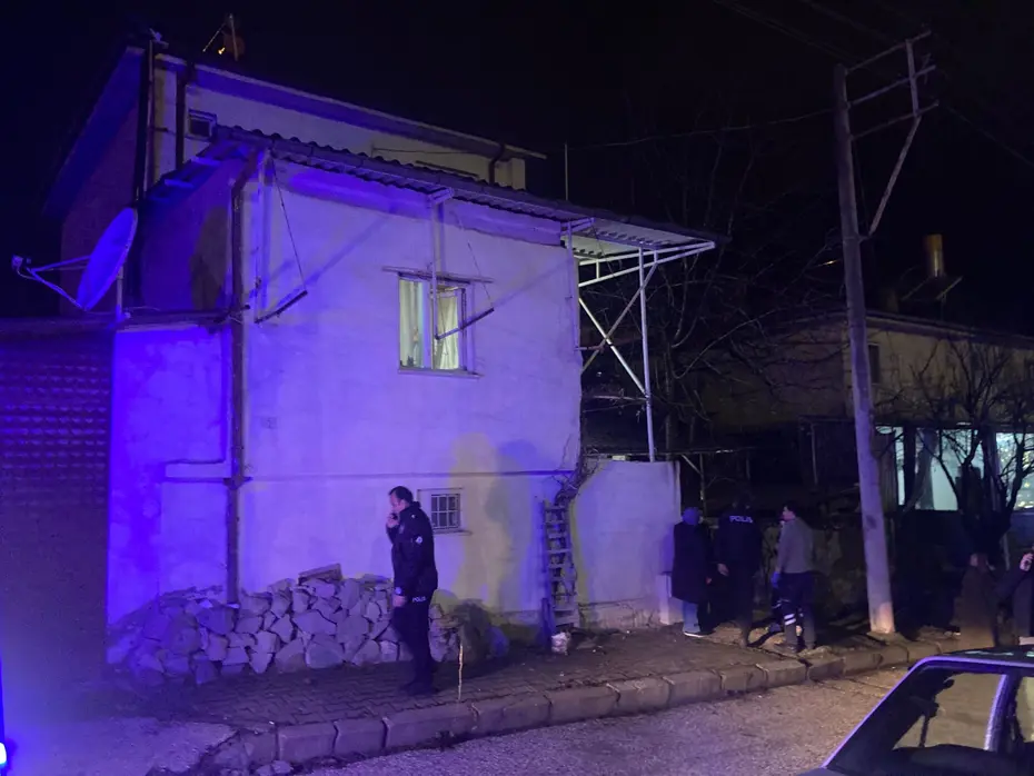 Yalnız yaşayan 78 yaşındaki adam evinde ölü olarak bulundu