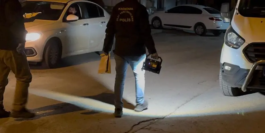 Tabaca ile oynarken kendini vurdu! Tedavisinin ardından gözaltına alındı