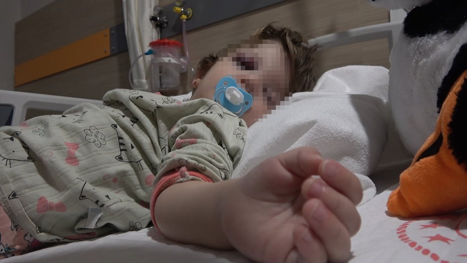 Komşuların gürültü kavgası. 14 aylık bebek hastanelik oldu, kafatası çatladı