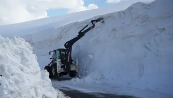 Muş’ta kar kalınlığı 6 metreyi aştı