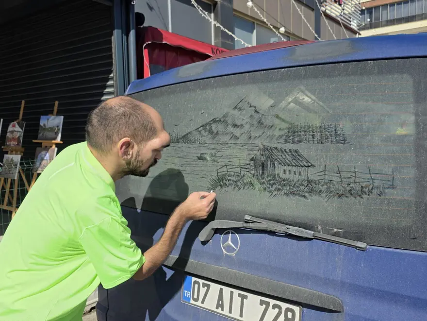 "TOZLU ARAÇLARI GÖRÜNCE DAYANAMIYOR" 4 "TOZLU ARAÇLARI GÖRÜNCE DAYANAMIYOR" 4