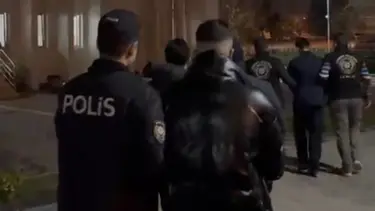 İzmir'de sahte polisler Erasmus öğrencilerini rehin aldı 