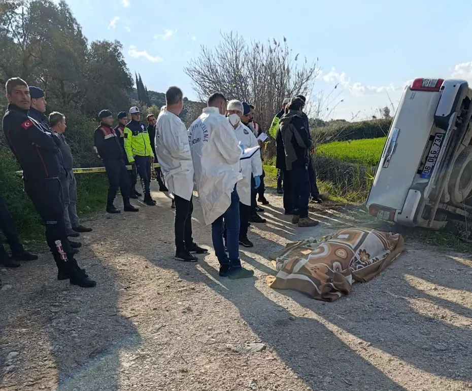 Tarla tartışmasında komşusunu ezerek öldürdü