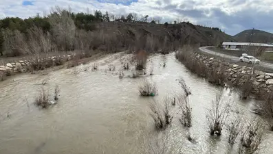 9 yıl önce tamamen kurumuştu. Karlar eriyince yeniden coştu