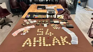 Özel davetiyeli poker masasına operasyon