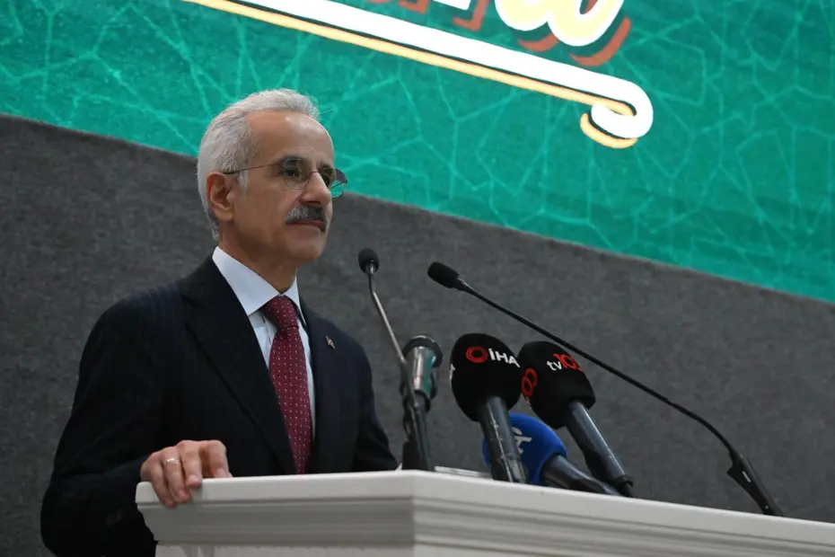 Sosyal medya düzenlemesinde sona gelindi. 15 yaşından küçükler hesap açamayacak