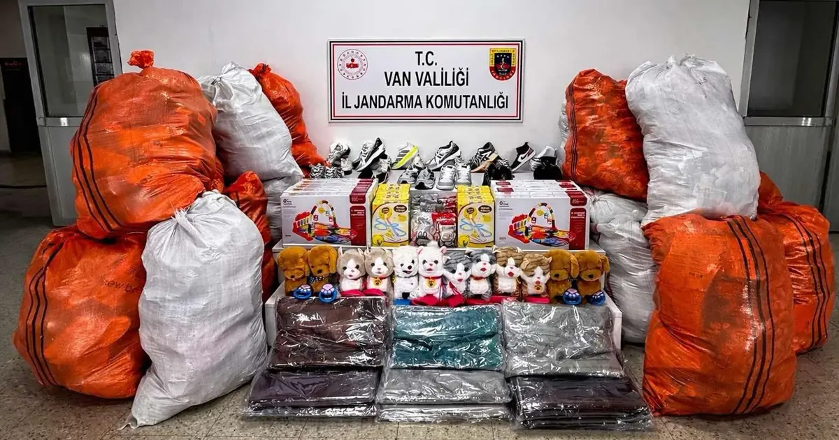 Van'da milyonlarca lira değerinde kaçak malzeme ele geçirildi