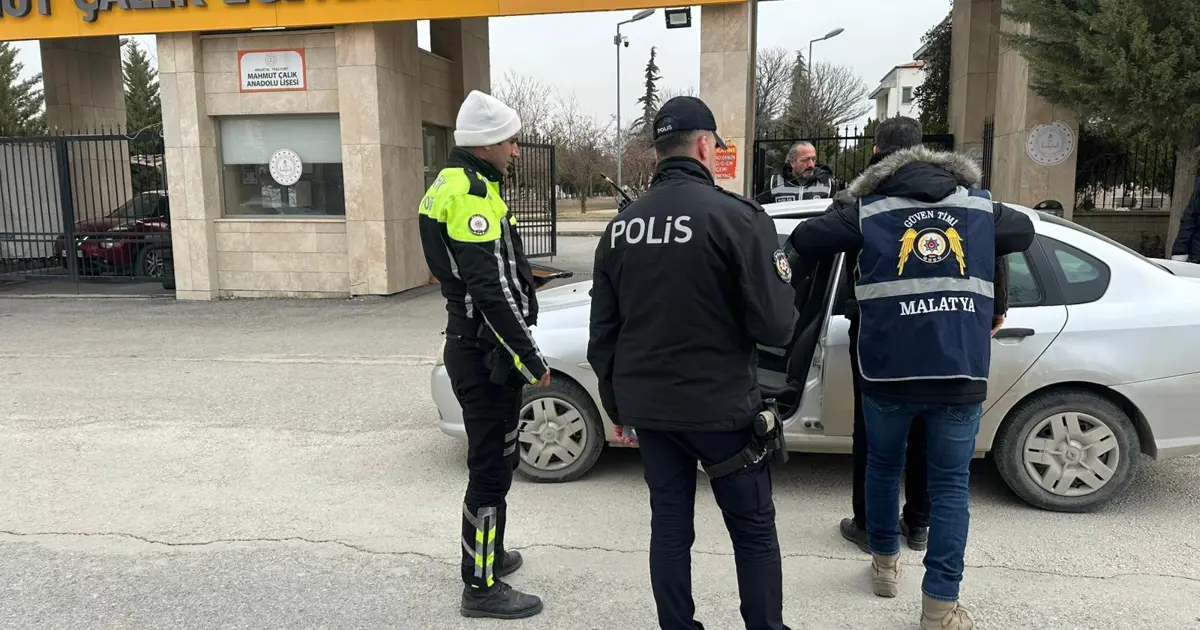 Malatya'da "Huzur 44" uygulaması. 37 araca araca cezası