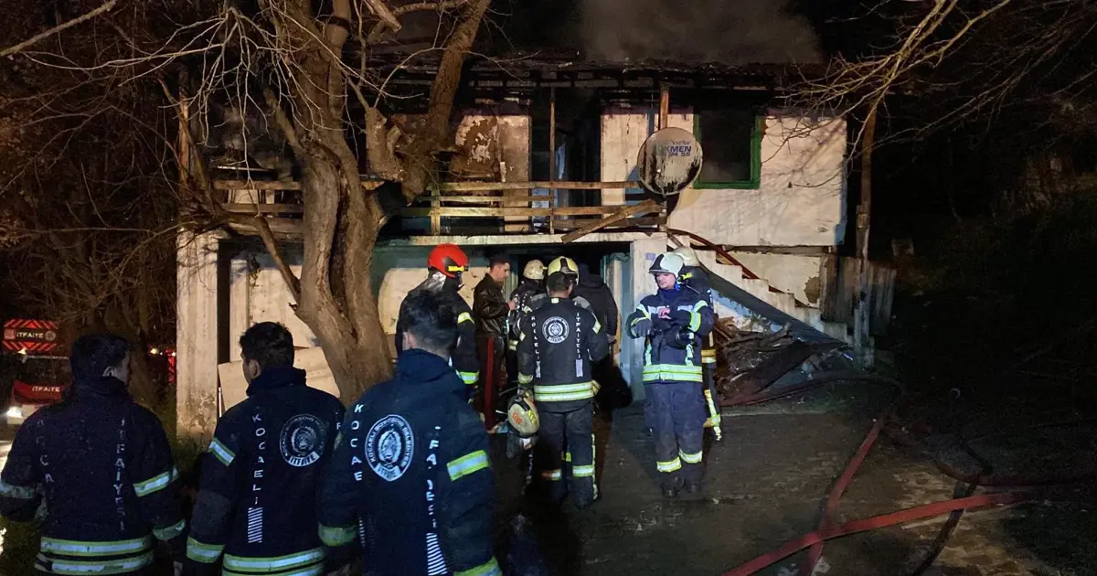 Ahşap evde yangın çıktı, 1 kişi hayatını kaybetti