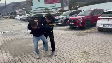 Akaryakıt istasyonunun tuvaletine saklanan şüpheli, 4 ayda 15 kadının görüntülerini kaydetti