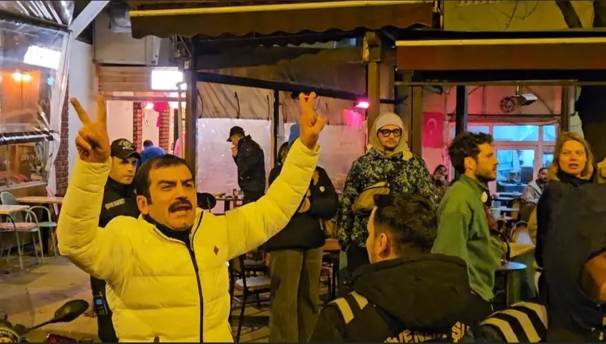 Oyuncu Ufuk Bayraktar 8 Mart Dünya Kadınlar Günü yürüyüşünde olay çıkardı 1